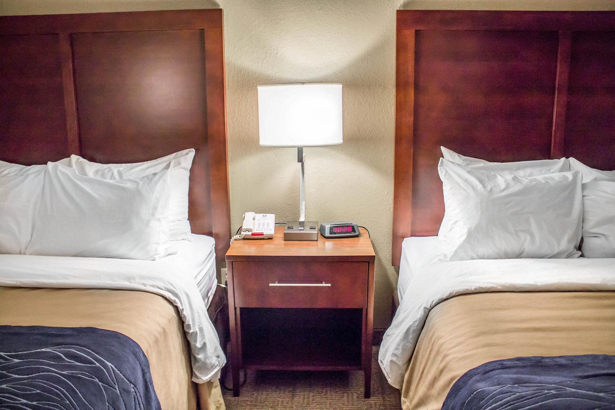 Comfort Inn & Suites Fremont Esterno foto