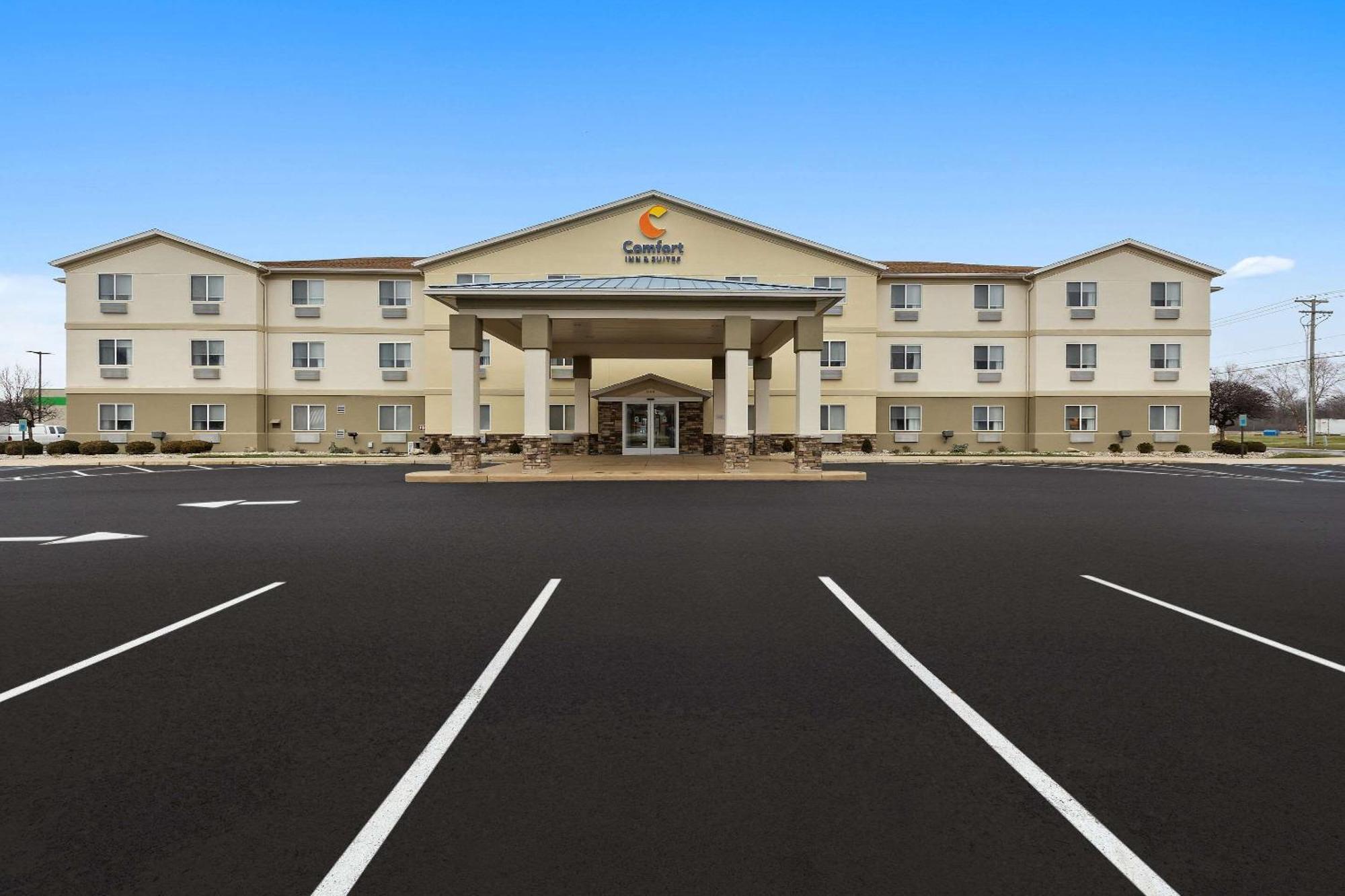 Comfort Inn & Suites Fremont Esterno foto
